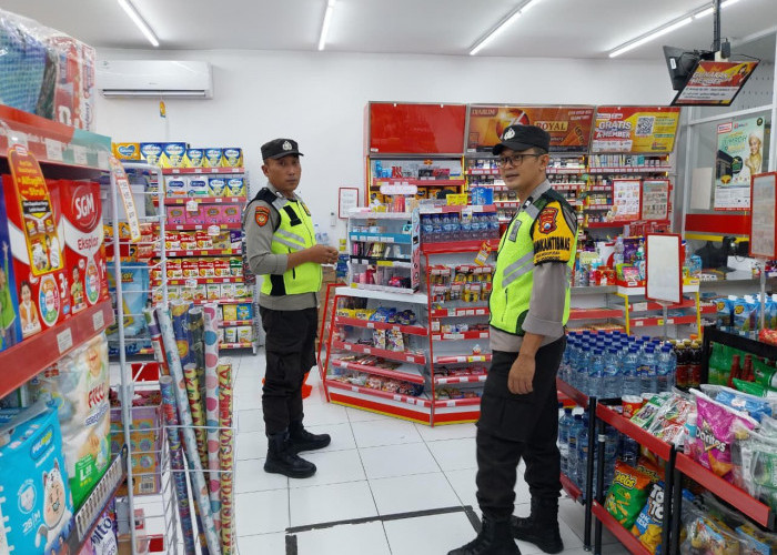 Hadirkan Rasa Aman di Jogorogo, Polisi Ngawi Gelar Patroli