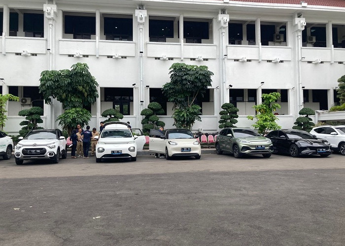 Investasi Transportasi, Wali Kota Surabaya Ingin yang Bekerja harus KTP Surabaya