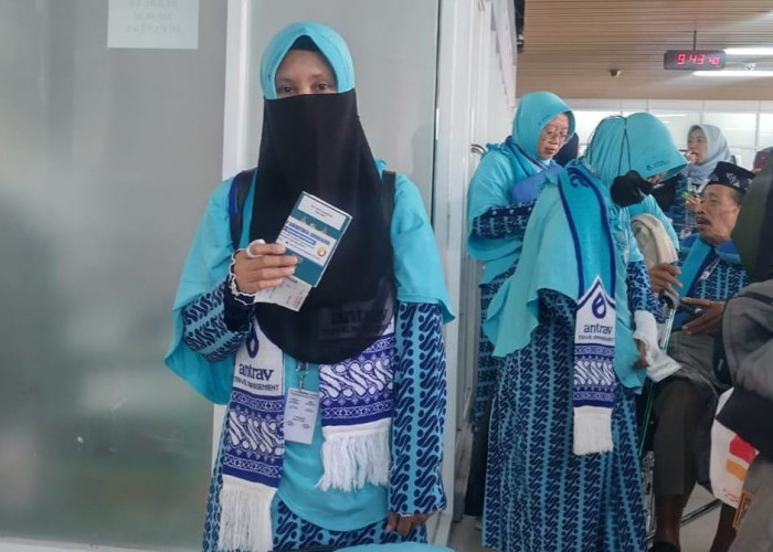 Komunitas AlFatihRPS Kembali Berangkatkan Jemaah Umrah Gratis