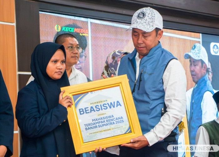 Unesa Doa Bersama, Galang Dana, dan Kirim Relawan untuk Membantu Korban Banjir Sumatra