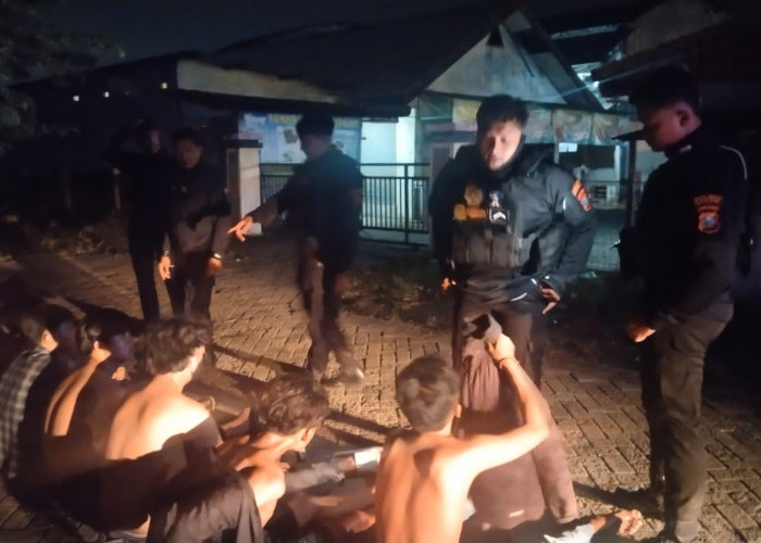 Satsamapta Polres Gresik Amankan Gangster di Driyorejo