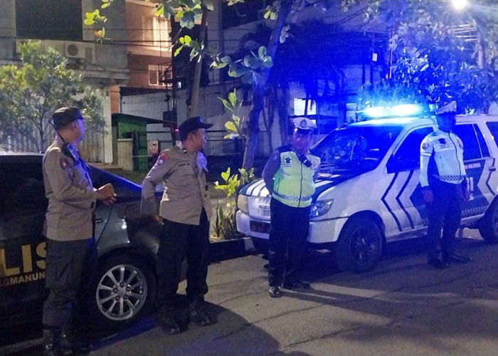 Jamin Keamanan, Polsek Sukomanunggal Sisir Jalan HR Muhammad