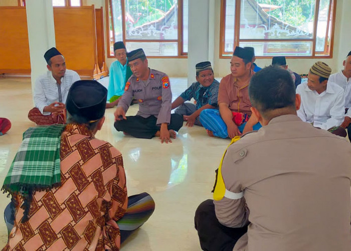 Kapolsek Malo Tadarus Bersama Sembari Beri Imbauan Kamtibmas