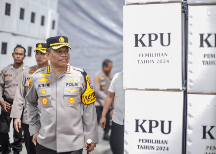 Cek Kesiapan Logistik Pilkada 2024, Kapolrestabes Surabaya Kunjungi KPU dan Bawaslu