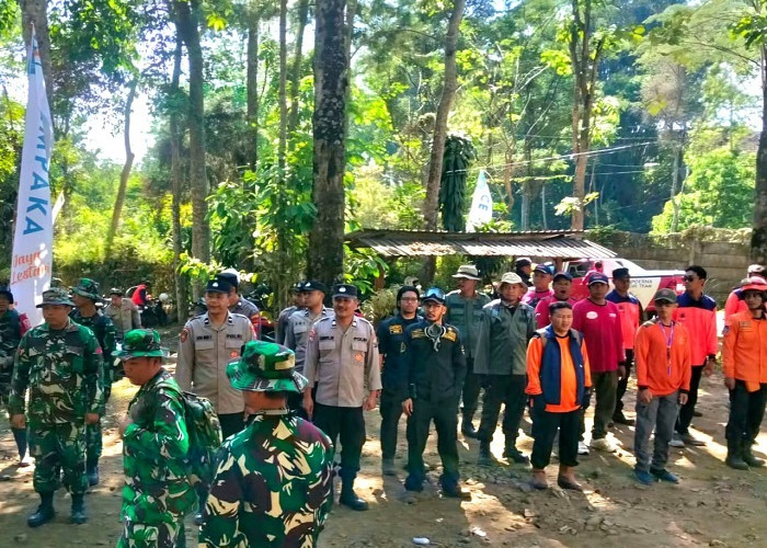 Karhutla Lereng Arjuno Pasuruan Belum Padam, Tim Gabungan Diterjunkan Lakukan Pemadaman Manual