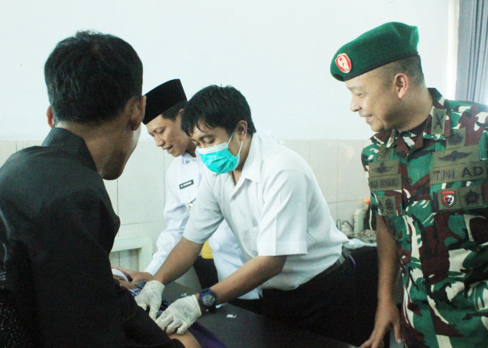 Khitanan Masal, Pengobatan Gratis dan Bansos Warnai Kegiatan HUT TNI ke-80 di Kota Pasuruan