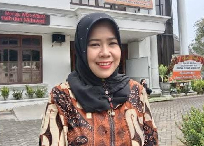 Aktivis perempuan asal Surabaya Siti Rafika Hardhiansari: Berkendara Sepeda Listrik Tak Bisa Asal
