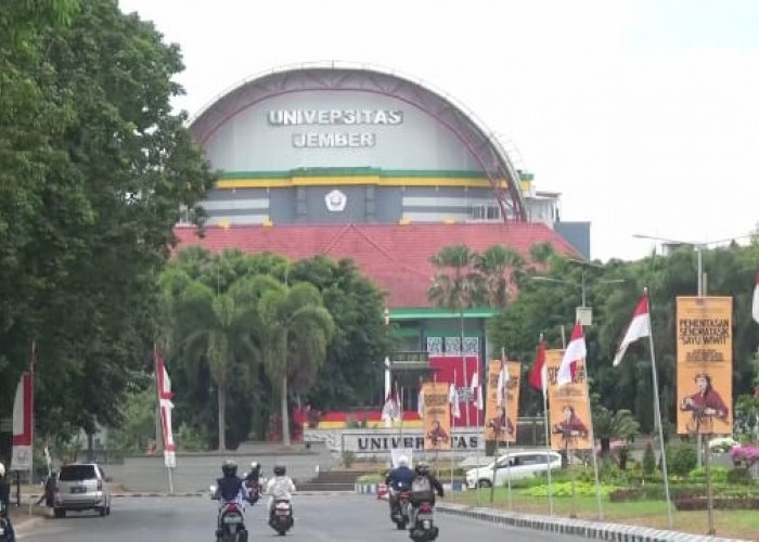 Warek dan Dekan Unej Harap Mahasiswa S1 Susun Skripsi