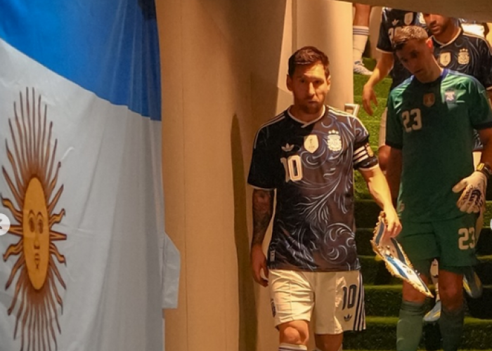 Scaloni Puji Messi dan Berharap Tampil di Piala Dunia, Target 1.000 Gol Kian Dekat