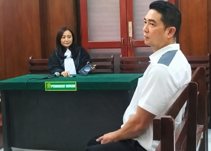 Bisnis Kosmetik Impor Ilegal Asal Cina di Marketplace, Pengusaha Surabaya Diadili