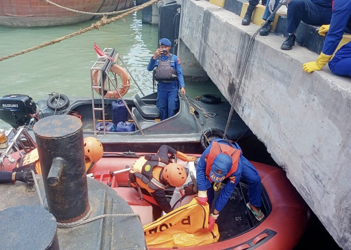 Tiga Hari Pencarian, Penumpang Dharma Ferry VII Ditemukan Meninggal di Perairan Gresik