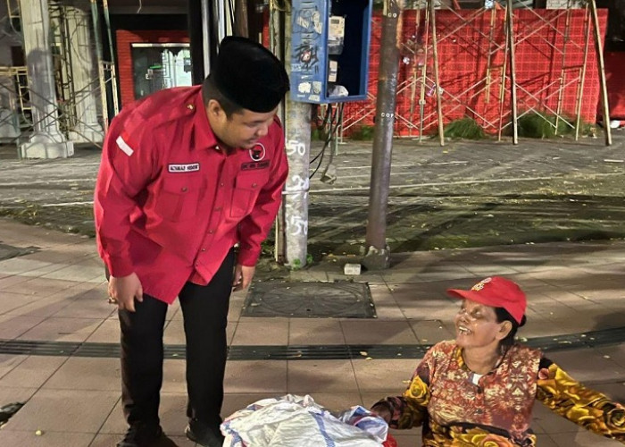 Berkah Ramadan, PDI-P Surabaya Kobarkan Semangat Perjuangan dengan Aksi Sosial