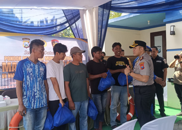Kapolres Lamongan Kunjungi Satpolairud, Kenalkan Tugas dan Teknik Penyelamatan Bencana ke Santri Al-Manar