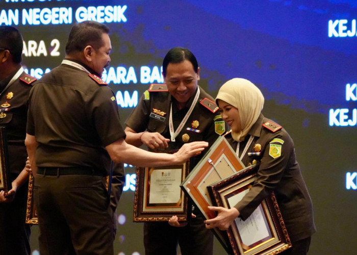 Kejati Jatim Borong Juara I Video Restorative Justice dan Mars Jam Pidum Terbaik