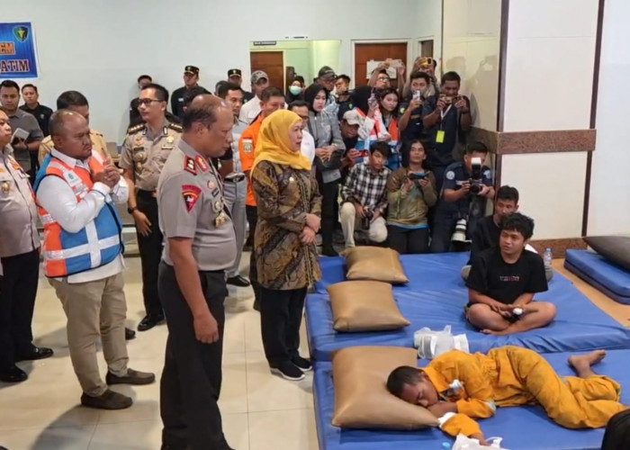 Khofifah Pastikan Biaya Perawatan Korban KM Mutiara Santosa II Ditanggung Pemprov Jatim