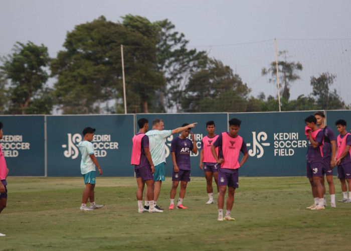 Jelang Hadapi Madura United, Pelatih Persik Optimistis Amankan Poin Penuh