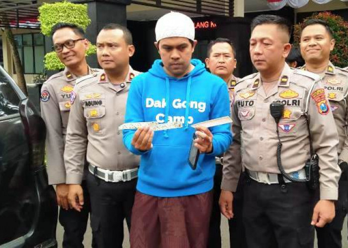 Polisi Bertindak Cepat, Pengemudi Mobil Lampu Silau yang Viral Ditilang dan Dipaksa Copot Lampu