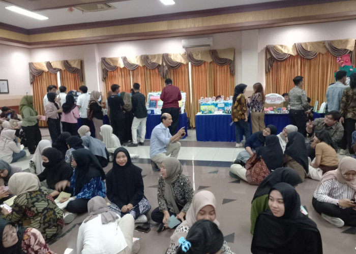Mahasiswa Sosiologi Unair Bahas Potret Indonesia Tahun 2045