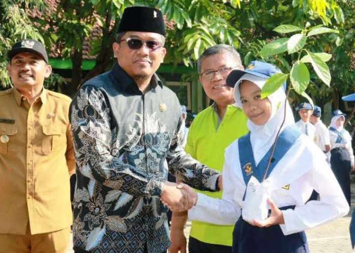 Pemprov Jatim Dituntut Konsisten Atasi Masalah Sampah 
