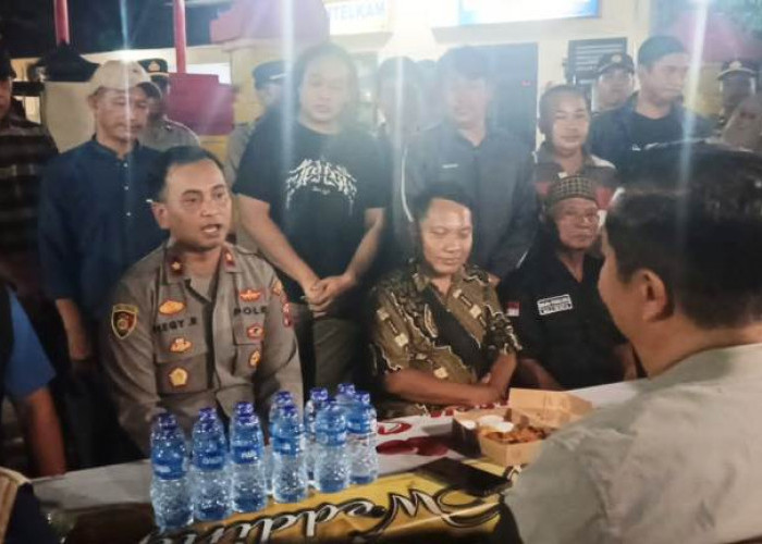 Dirjen Dukcapil Apresiasi Peran Warga Surabaya dalam Menjaga Keamanan Polsek Wonokromo