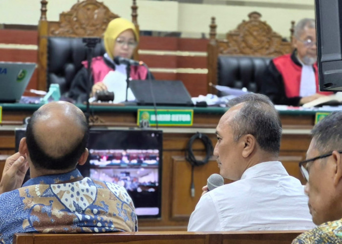 Sidang ke-5 Kasus Maidi Madiun Cs (2): Kasatpol PP Bersaksi, Rochim Bawa Nama Maidi di Proyek Disbudparpora