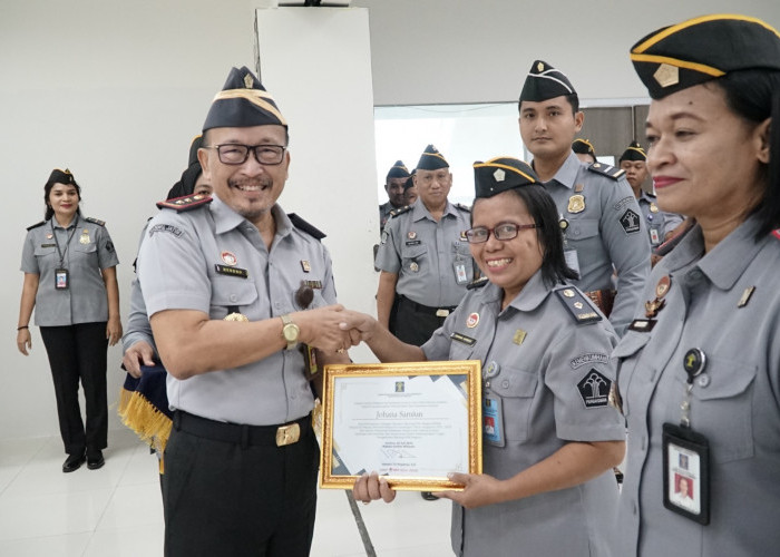 Raih Penghargaan Operator BMN Terbaik se-Maluku, Kakanwil Hendro Beri Apresiasi Jajaran