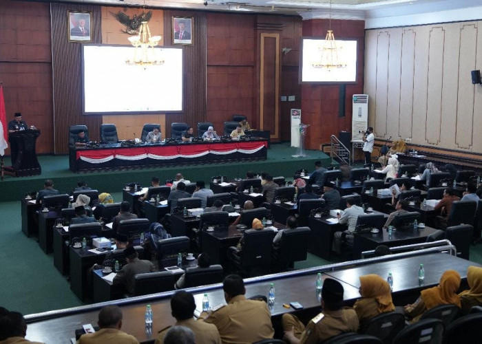 Kebut Pembahasan Perubahan Perda PDRD, DPRD Jombang Gelar Paripurna