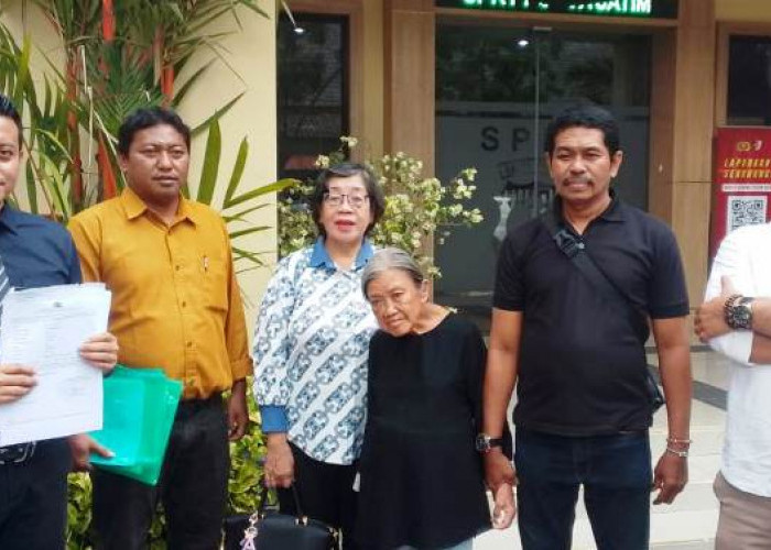 Kisah Lansia Sambikerep Diusir Puluhan Orang Tak Dikenal, Barang dan Dokumen Penting Raib