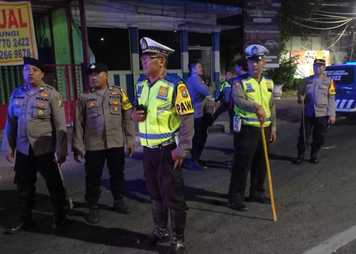 Polisi Gelar Patroli Gabungan Antisipasi Tawuran di Surabaya