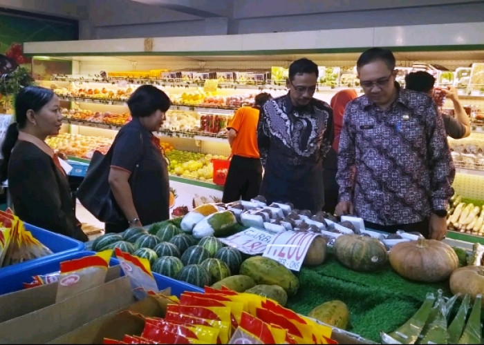 Hari Ketiga Sidak Ramadan, Swalayan Tulungagung Tertib Izin Edar