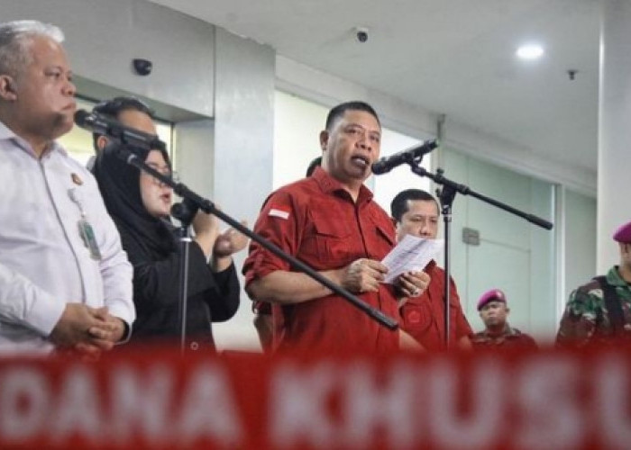 Konferensi Pers Kejagung, 3 Hakim dan 1 Pengacara jadi Tersangka Suap Vonis Bebas Ronald Tannur