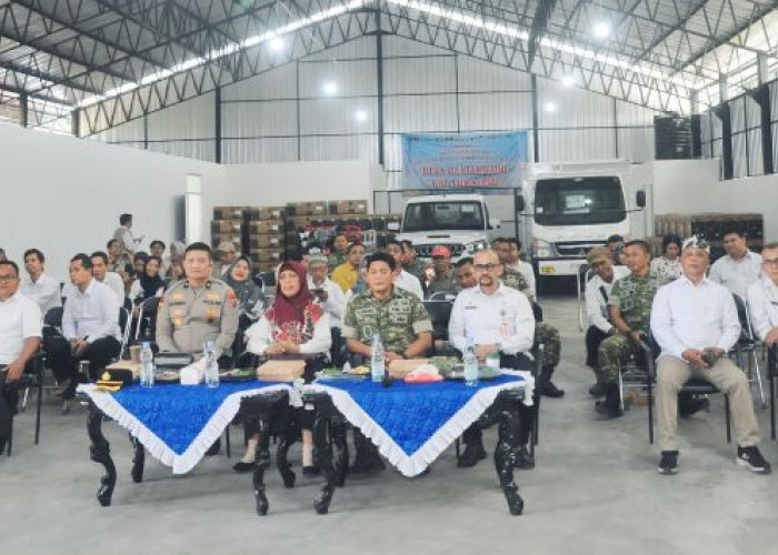 Kasdim 0821/Lumajang Hadiri Peresmian Operasional 1.061 KDKMP Secara Virtual