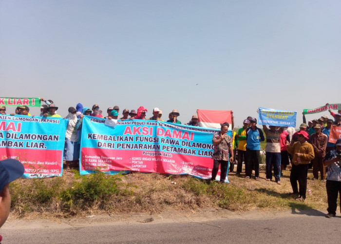 Aksi Demo, Tuntut Kembalikan Fungsi Rawa di Lamongan dari Penjarahan Petambak Liar