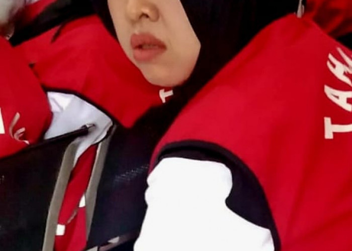 Ngaku Keluarga Risma, Meinita Kuras Dua Toko Emas Ternama di Surabaya