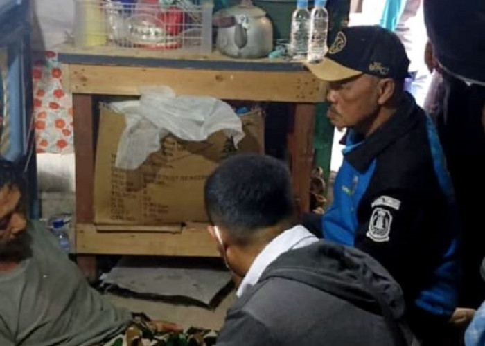 JSC Dinsos Jatim Bantu Warga Sakit Kronis di Tambak Asri Surabaya