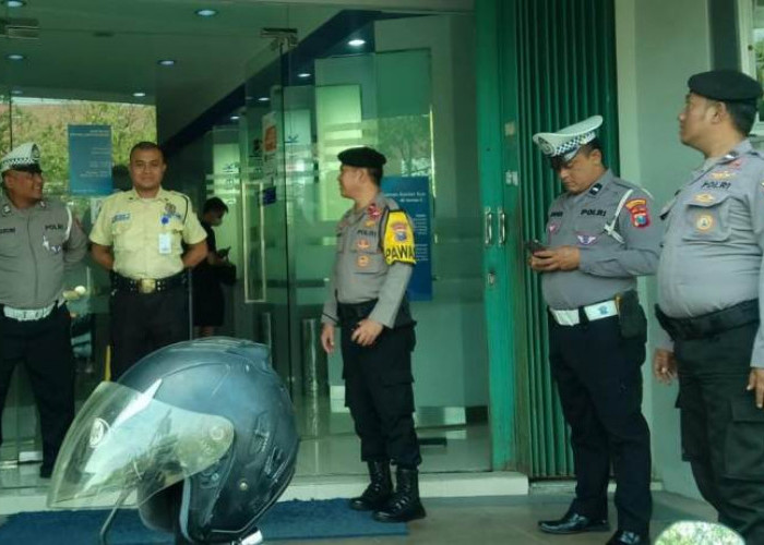 Polsek Mulyorejo Tingkatkan Pengamanan, Personel Patroli di Area Perbankan Surabaya