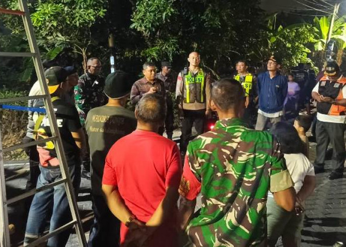 Polsek Lakarsantri Pimpin Patroli Gabungan, Pastikan Surabaya Aman dan Terkendali