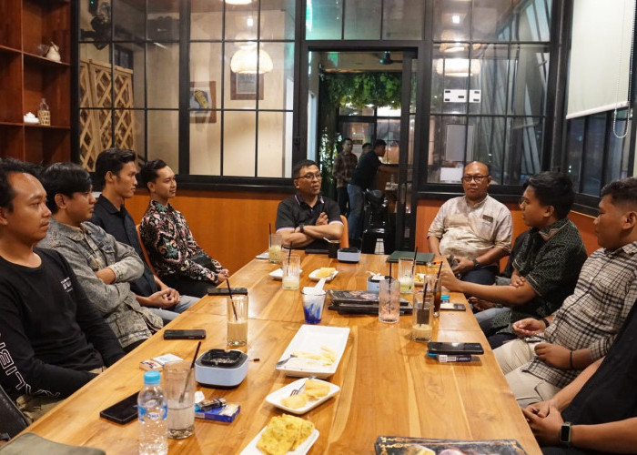 Kapolresta Sidoarjo Ngopi Bareng Mahasiswa, Perkuat Sinergi Jaga Kondusifitas Kamtibmas