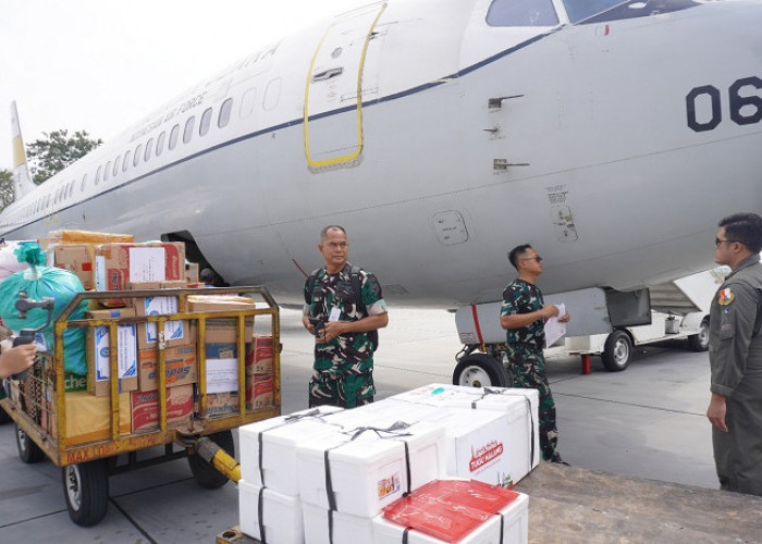  Bantuan Gempa NTT Lebih dari 2 Ton Diberangkatkan Lanud Abd Saleh dari Malang