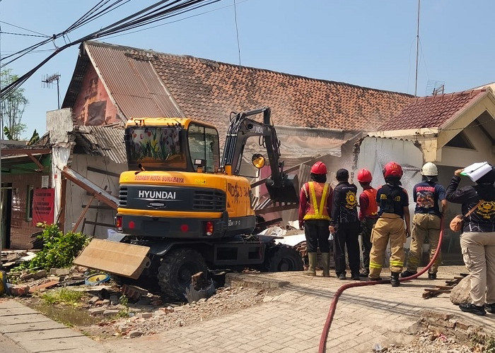 Enam Rumah di Lahan Eks Asrama Polisi Margorejo Dibongkar Pemkot Surabaya