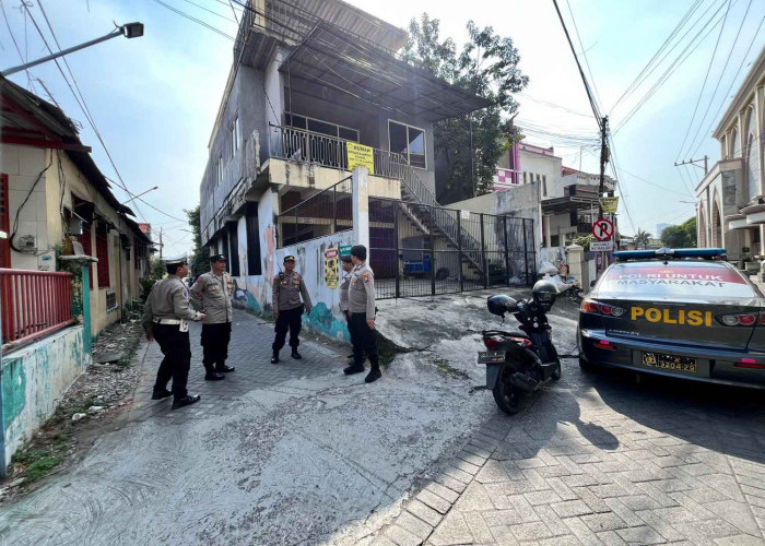 Polsek Wonocolo Gelar Patroli Rutin, Imbau Warga Tingkatkan Kewaspadaan