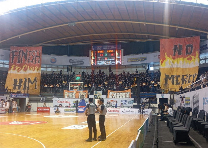 Ribuan Penonton Padati Jawa Pos Arena, Polsek Gayungan Kawal Ketat Gelaran Honda DBL 2026