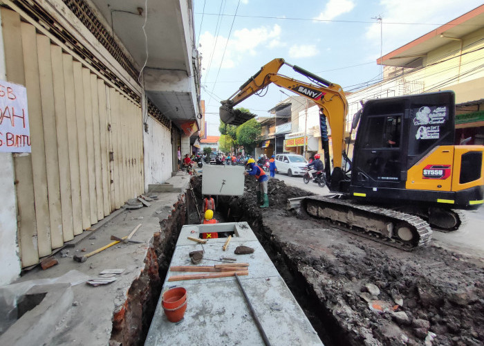 Langganan Banjir, Genangan Air di RE Martadinata Jombang Mulai Teratasi