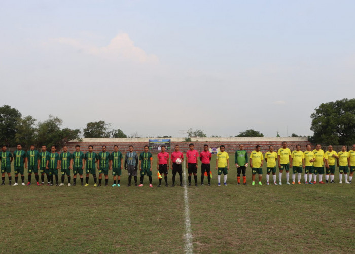 Laga Persahabatan Sepak Bola, Polres Ungguli Pemkab Tulungagung 4-0