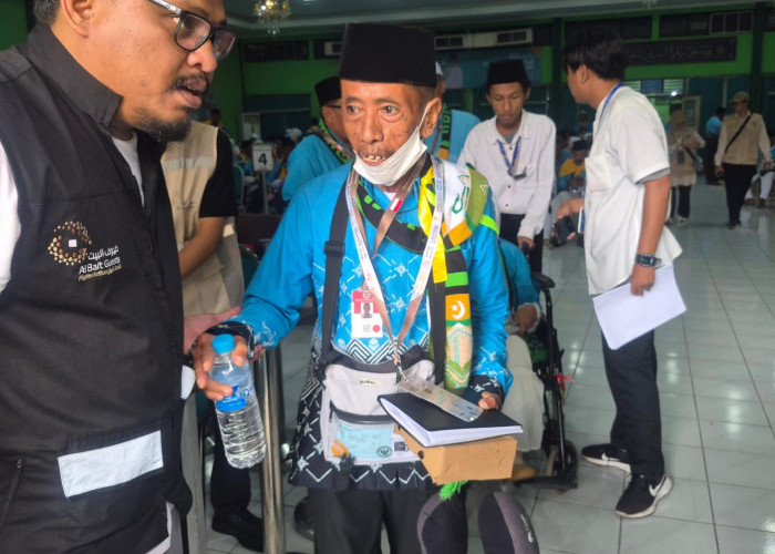 Efisiensi Sistem One Stop Service, Kloter 4 dan 5 Terima Kartu Nusuk Lebih Awal di Embarkasi Surabaya