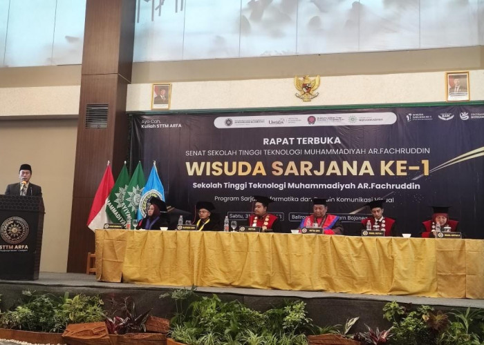 Momen Bersejarah Wisuda Ke-1 STTM ARFA Bojonegoro, Lulusan Perdana Siap Mengabdi dan Warnai Dunia Digital