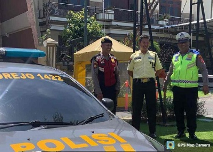 Antisipasi Kejahatan Hunian, Polsek Mulyorejo Surabaya Intensifkan Patroli dan Sosialisasi 110