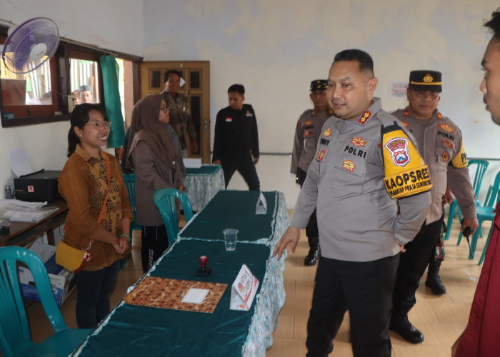 Kapolres Pasuruan Cek Gudang Logistik dan TPS