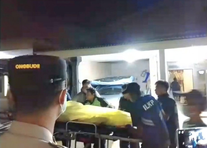 Warga Durensewu Geger, Seorang Pria Tewas dengan Luka Leher Disayat