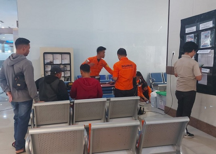 BHS Tinjau Posko KM Virgo Transport 8 di Tanjung Perak, Pelindo Pastikan Layanan Terpadu